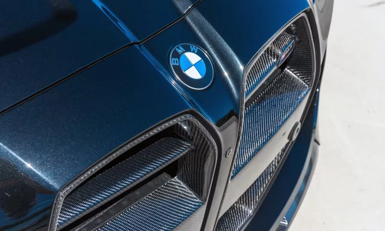 BMW M4 Competition xDrive 2024 — vehicle gallery, photo 7