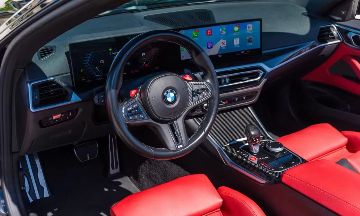 BMW M4 Competition xDrive 2024 — vehicle gallery, photo 13