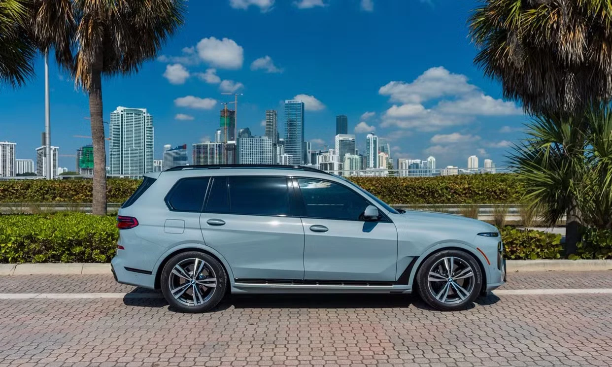 BMW X7 xDrive40i 2026 — vehicle gallery, photo 4