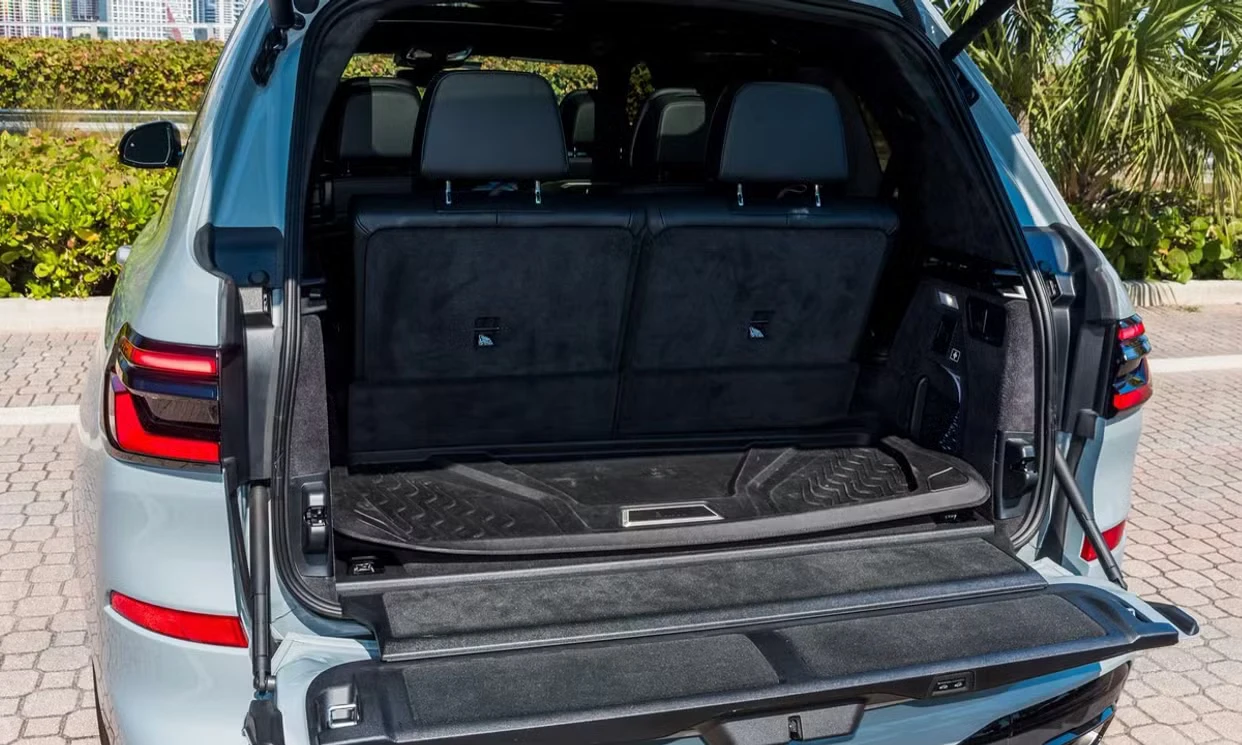 BMW X7 xDrive40i 2026 — vehicle gallery, photo 18