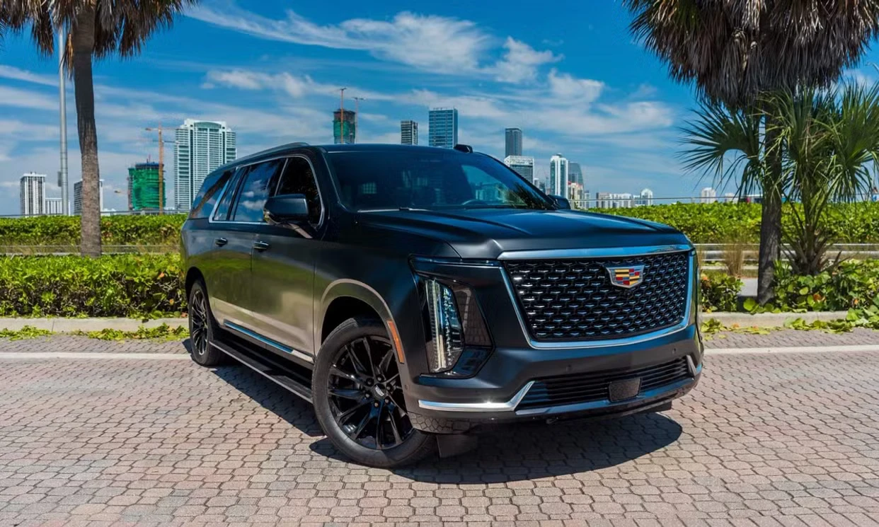 Cadillac Escalade ESV Premium Luxury 2025 — vehicle gallery, photo 3