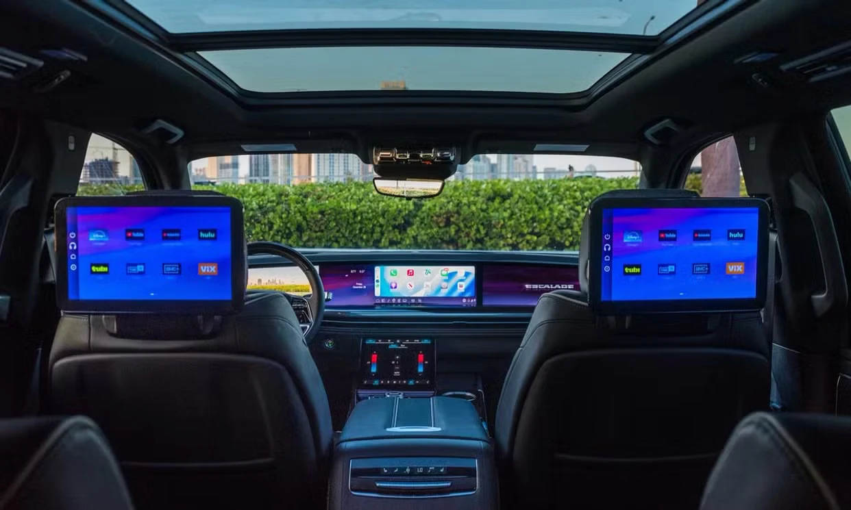 Cadillac Escalade ESV Premium Luxury 2025 — vehicle gallery, photo 9