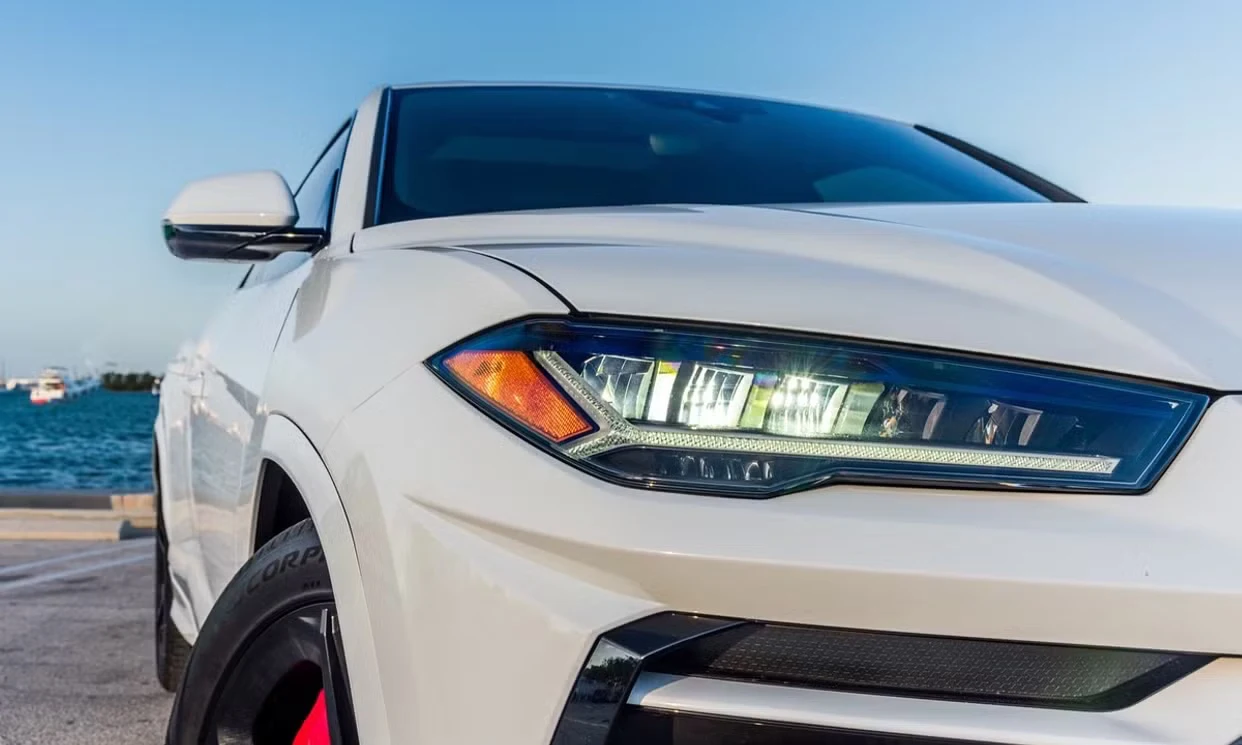 Lamborghini Urus 2020 — vehicle gallery, photo 5