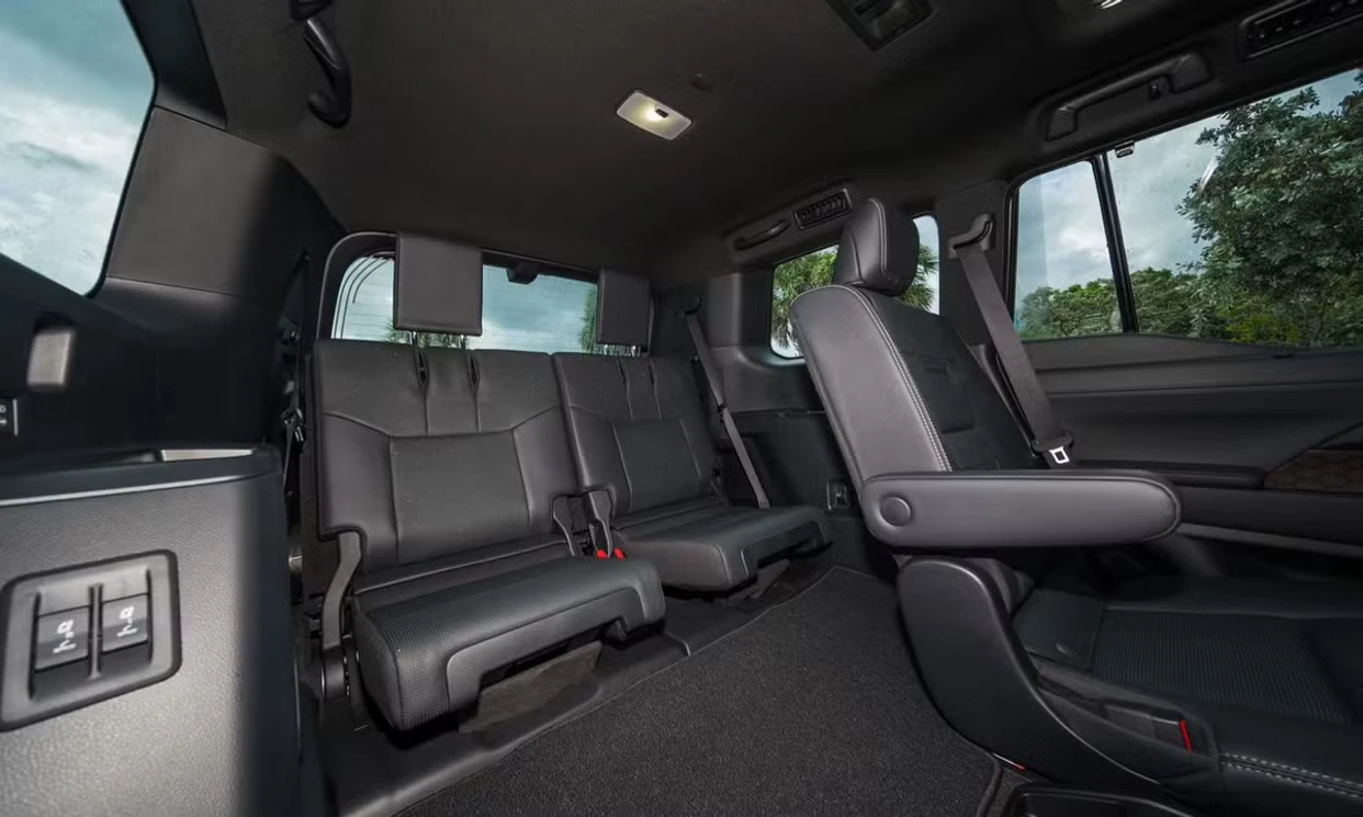 Lexus GX 550 Luxury+ 2025 — vehicle gallery, photo 17