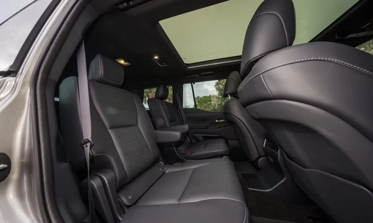 Lexus GX 550 Luxury+ 2025 — vehicle gallery, photo 19