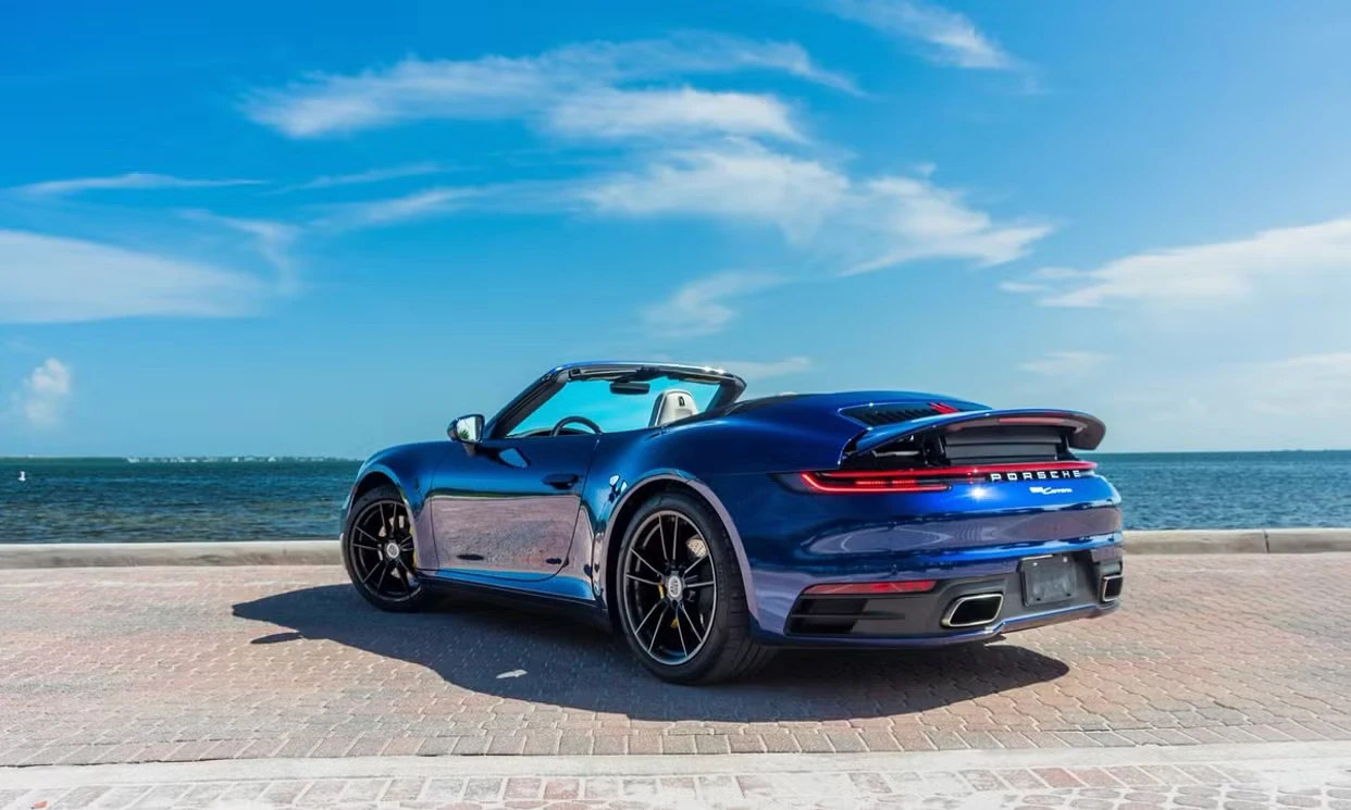 Porsche 911 Carrera 2021 — vehicle gallery, photo 24